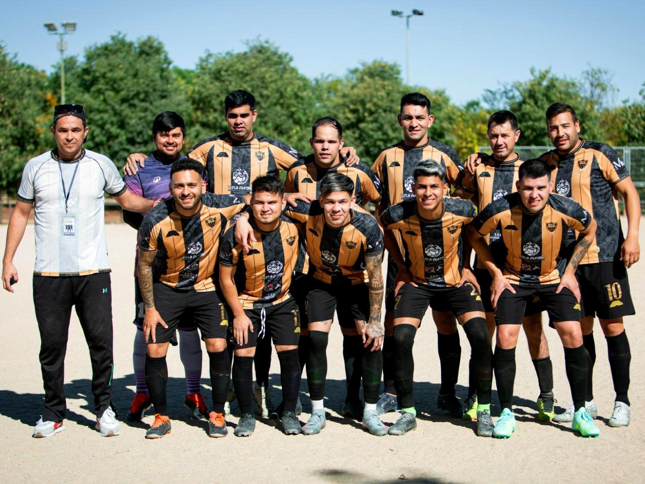 La Primera Categoría de la Liga Amistad vibra tras la undécima jornada del torneo 25-26